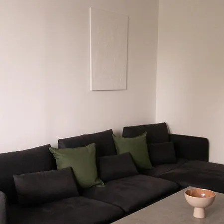 Apartament Spacious 3-bedroom Modern - Newly Furnished Bratislava