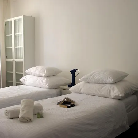 아파트 Spacious 3-bedroom Modern - 3pm Checkout - Newly Furnished 브라티슬라바