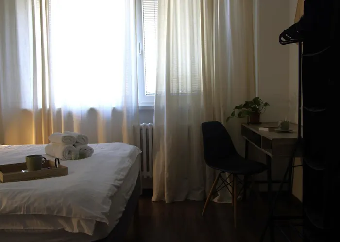 Spacious 3-bedroom Modern - 3pm Checkout - Newly Furnished Apartmán